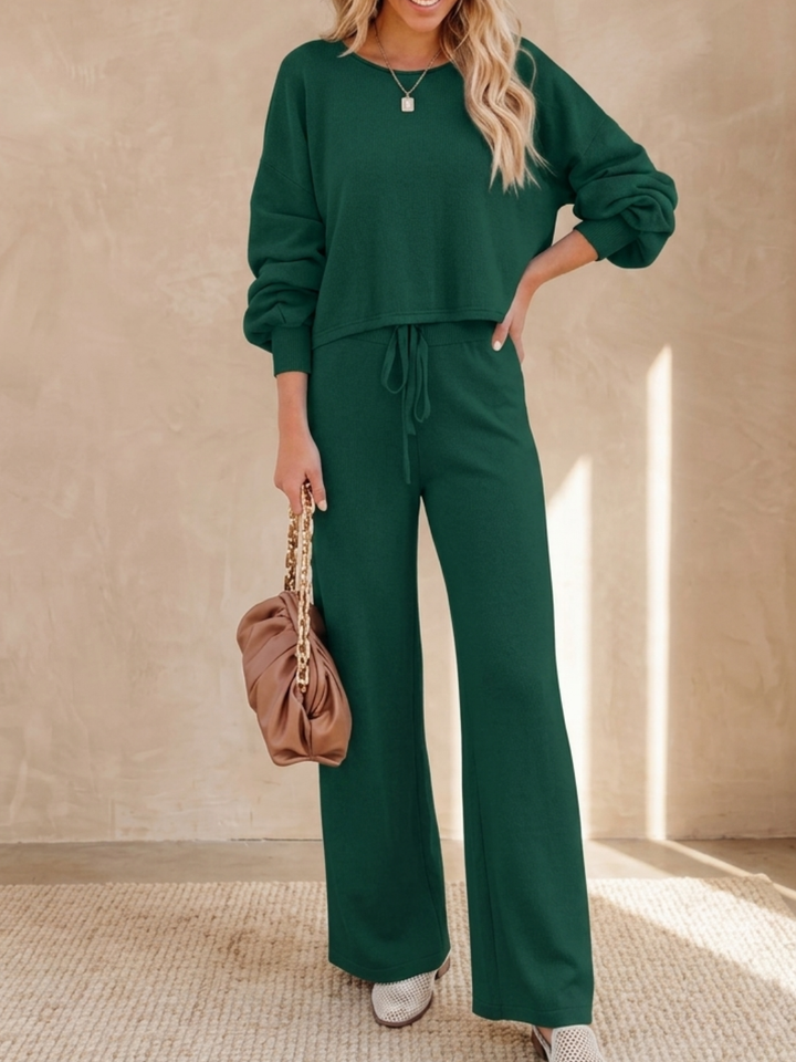 Women's Cropped Sweatshirt and Wide-Leg Pants Lounge Set – Zalumo