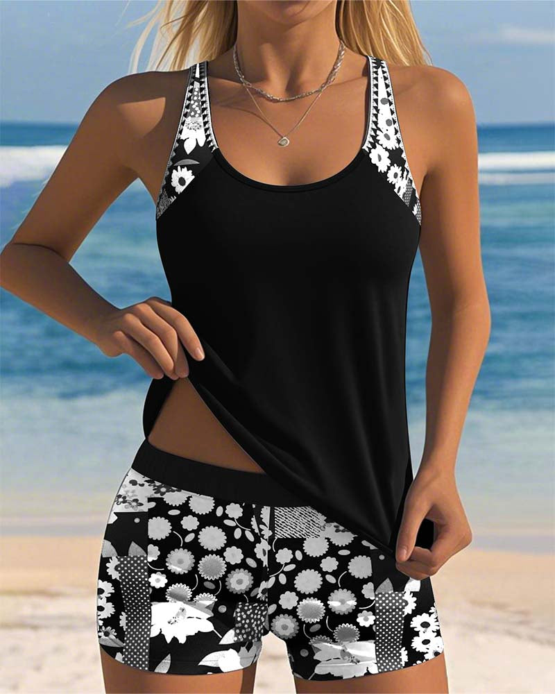 Two-Piece Swimsuit with Comfortable Fit and Floral Beach Style – Zalumo