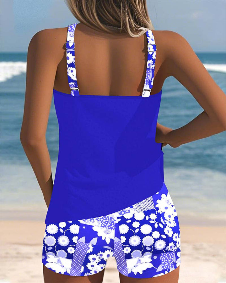 Two-Piece Swimsuit with Comfortable Fit and Floral Beach Style – Zalumo