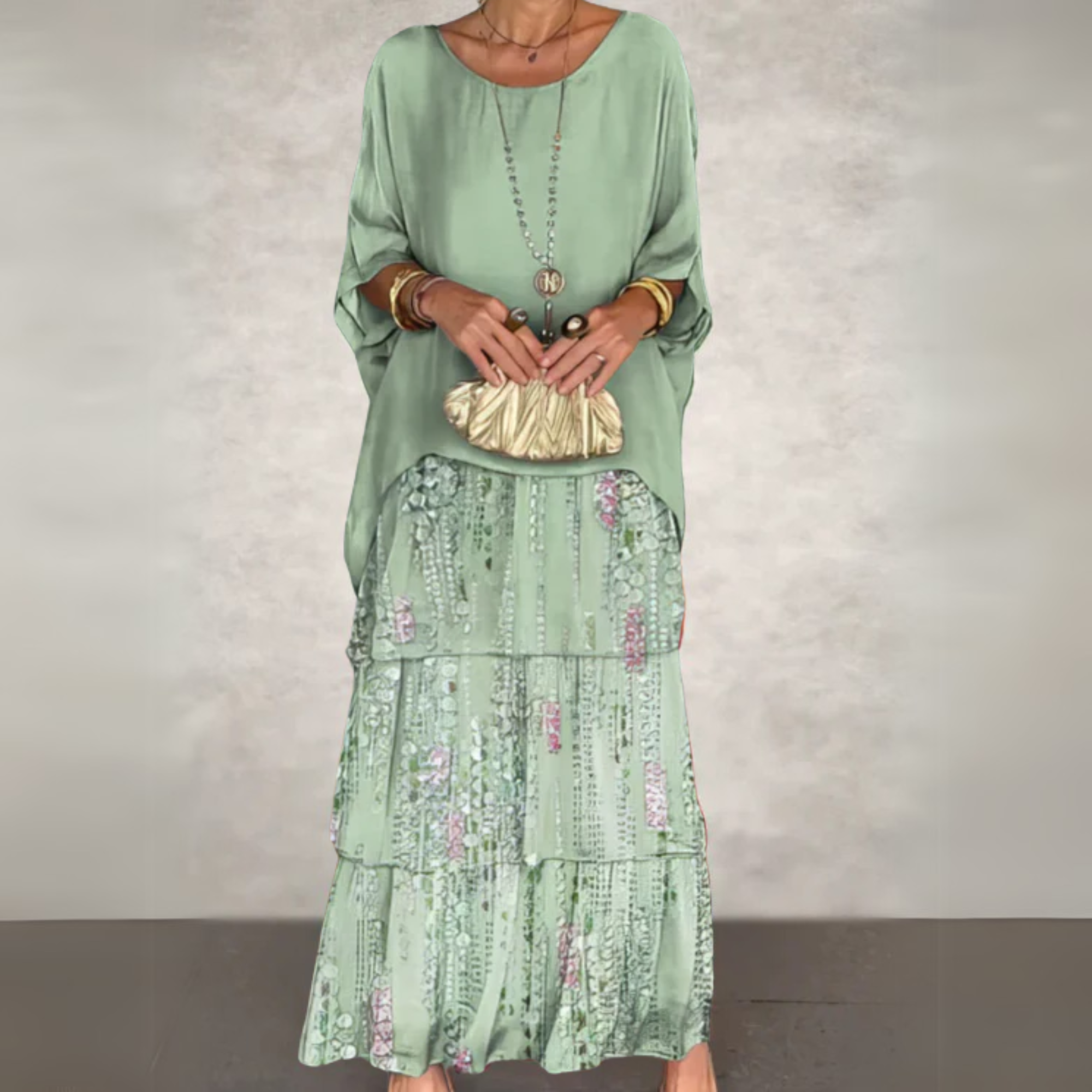 Elegant Long Flowing Dress – Zalumo