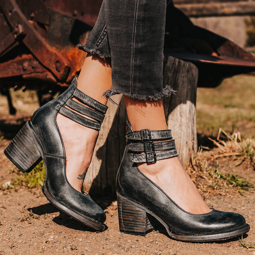 Elegant and Comfortable Sandals – Zalumo
