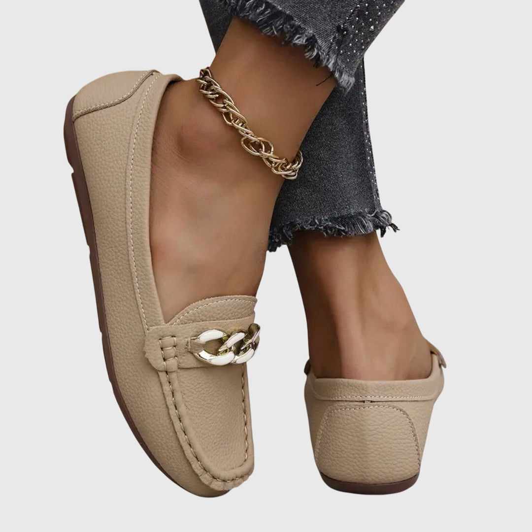 Women's Casual Slip-On Flat Loafers with Gold Chain Detail – Zalumo