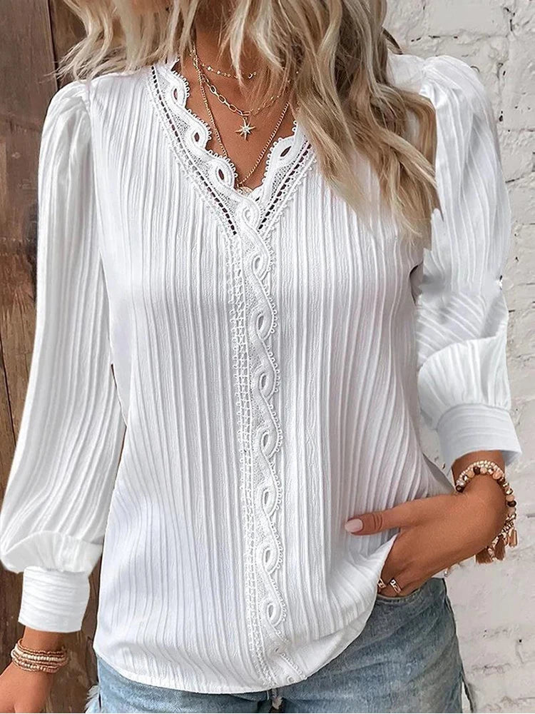Blouse with Chiffon and Lace Details – Zalumo