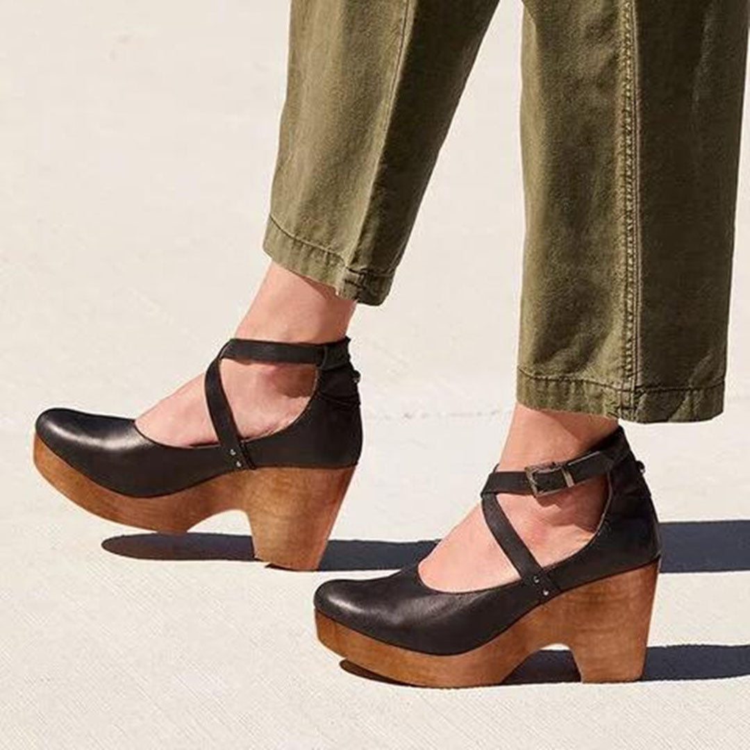 Elegant Wedge Heels with Closed Toe & Ankle Strap – Zalumo