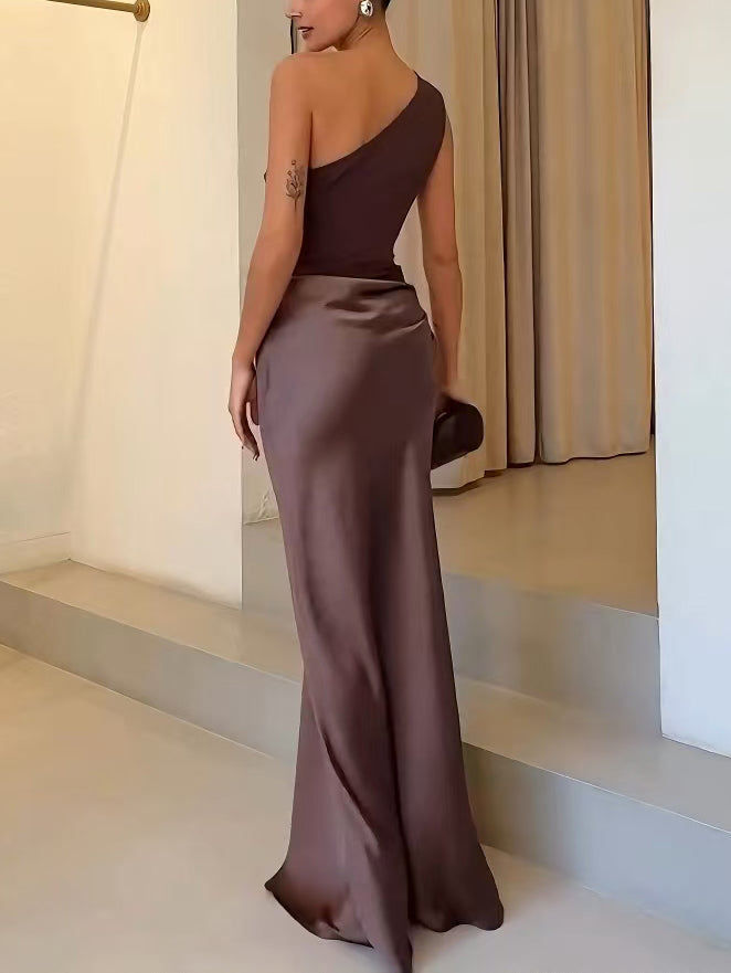 Elegant One Shoulder Neck Pleated Party Maxi Dress – Zalumo
