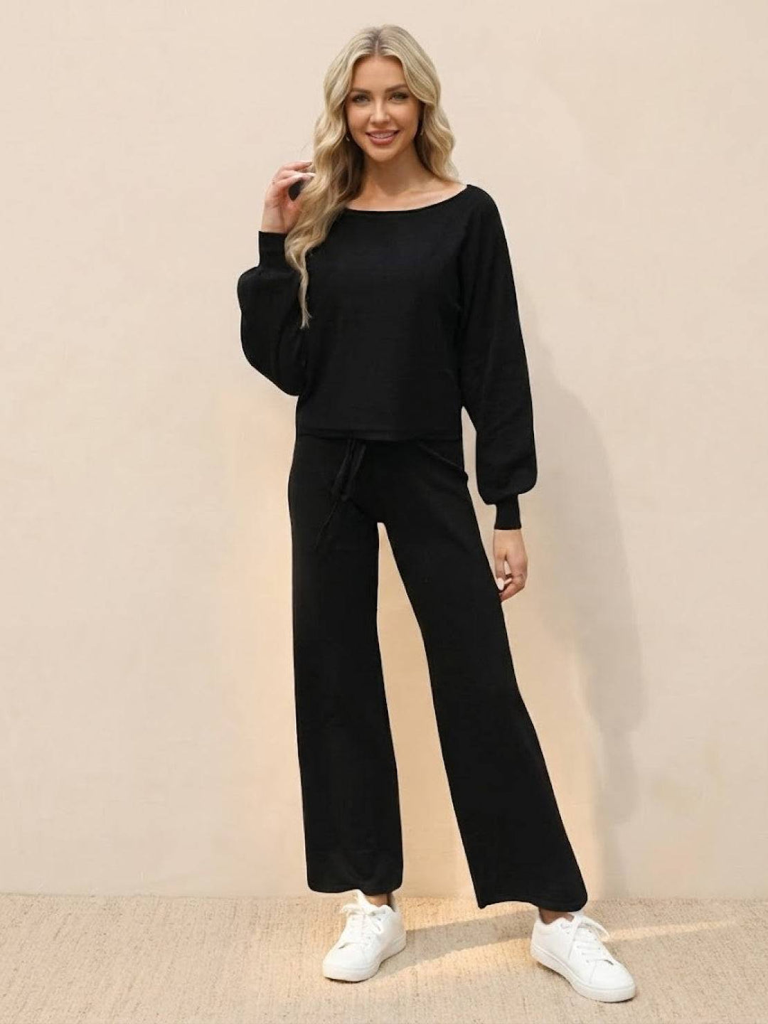 Women's Cropped Sweatshirt and Wide-Leg Pants Lounge Set – Zalumo