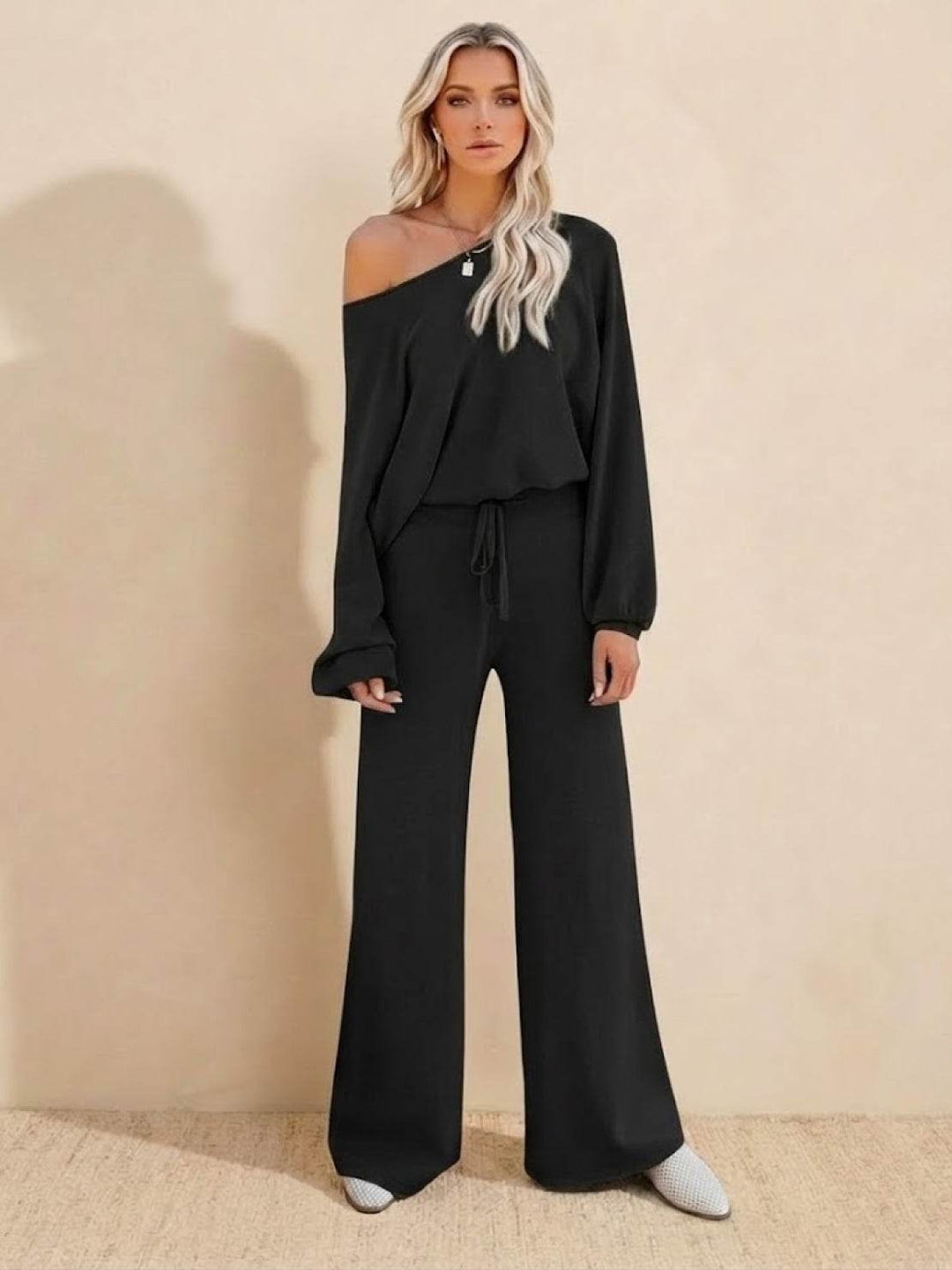 Women's Cropped Sweatshirt and Wide-Leg Pants Lounge Set – Zalumo