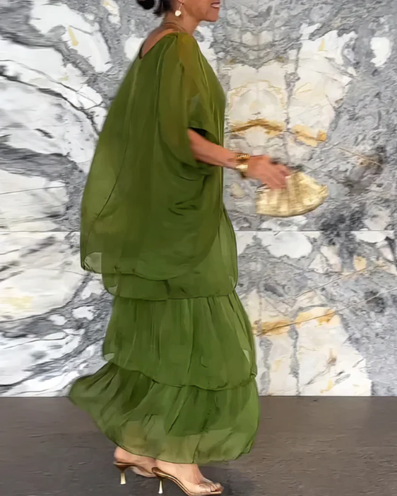 Elegant Long Flowing Dress – Zalumo