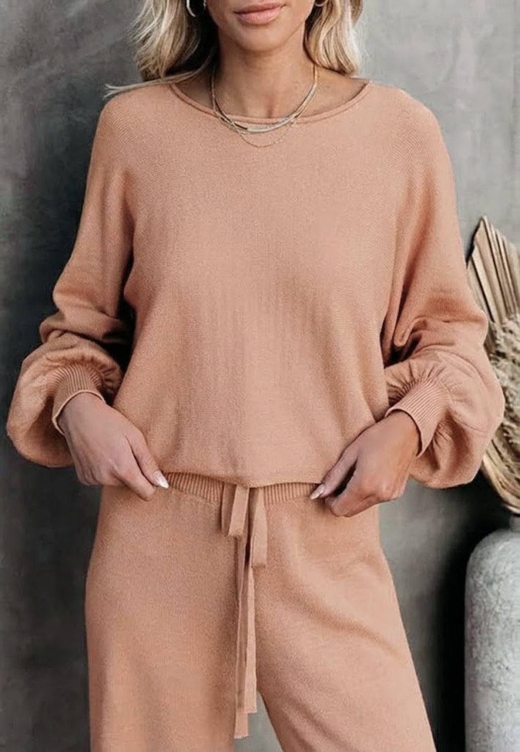 Women's Cropped Sweatshirt and Wide-Leg Pants Lounge Set – Zalumo